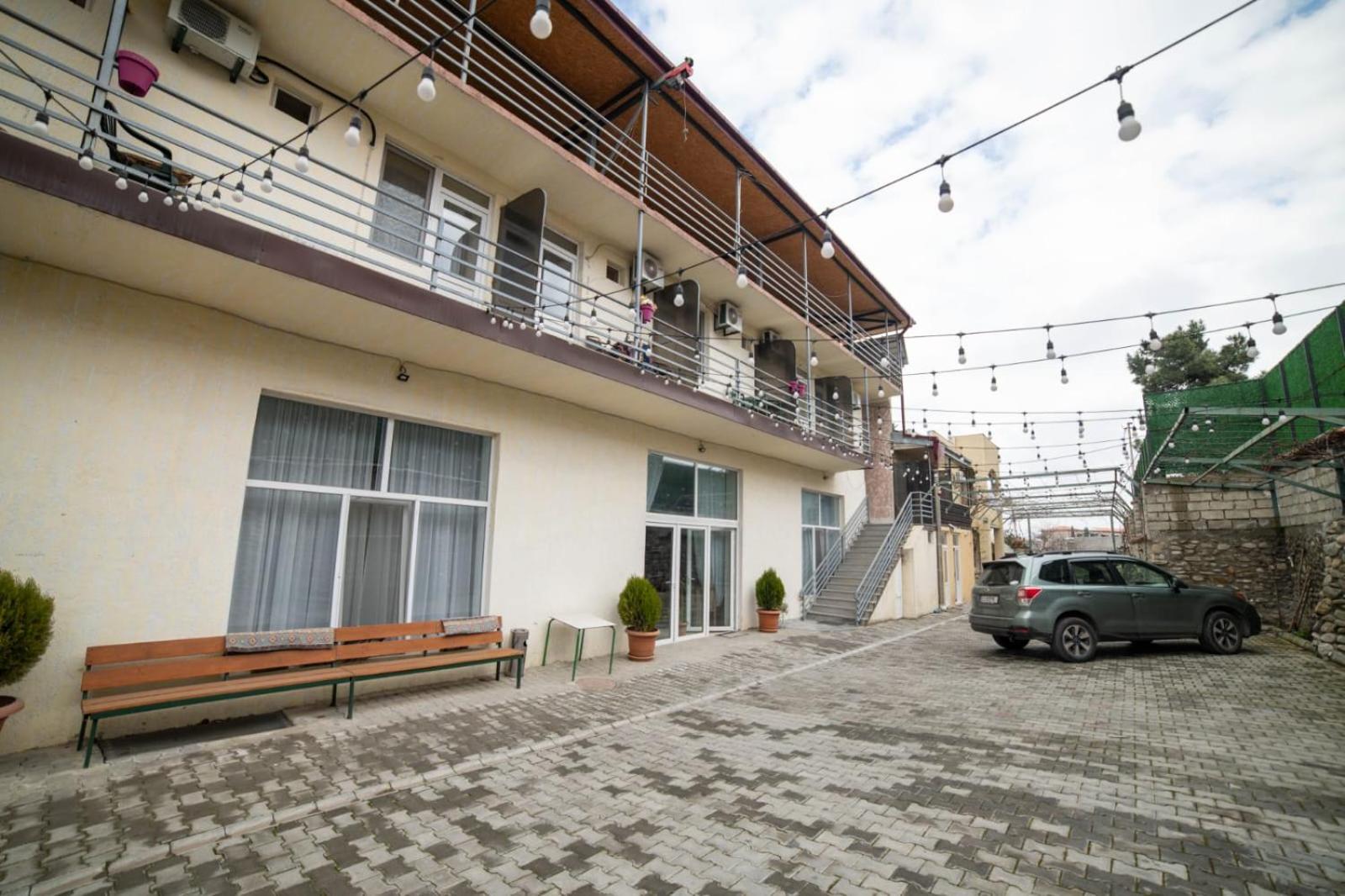 Guest House Kavkasioni 33 Telavi Exterior foto
