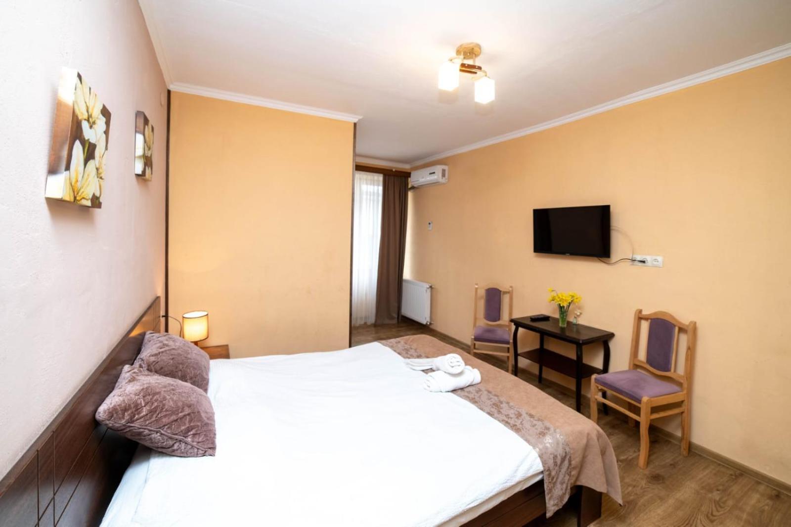 Guest House Kavkasioni 33 Telavi Exterior foto